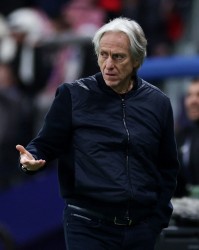 胜利主帅：C罗是我执教胜利的动力，球队目标是所有赛事赢得奖杯